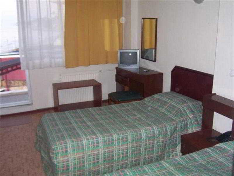 Ekin Hotel Kusadası Extérieur photo